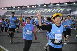 BIB: 5279, 83353
                            <button type="button" onclick="openModal(10462118)" class="btn btn-primary btn-sm float-right btn-popup" data-toggle="modal" data-target=".modal-high-quality">
                        <i class="fas fa-shopping-cart"></i> Add to Cart
                    </button>
                                            <button type="button" onclick="isThisMe(10462118, true)" class="btn btn-success btn-sm float-right btn-popup btn-isme hidden" data-toggle="tooltip" data-placement="bottom" title="นี่คือรูปของคุณใช่ไหม คลิกที่นี่เพื่อเอาเข้าอัลบั้ม">
                        <i class="fas fa-plus"></i> Add to album
                    </button>
                    <button type="button" onclick="isThisMe(10462118, false)" class="btn btn-warning btn-sm float-right btn-popup btn-isnotme hidden">
                        <i class="fas fa-ban"></i> Remove from album
                    </button>